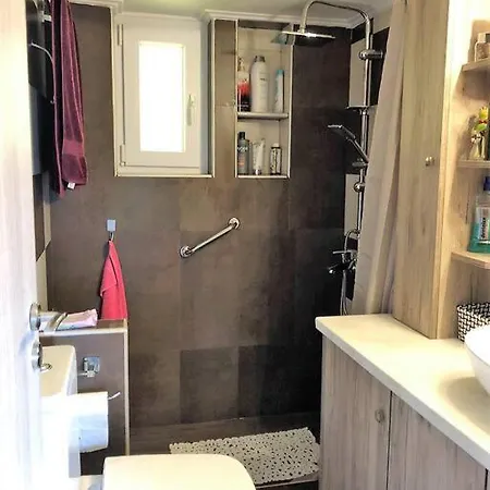 Renovated Flat With Panoramic Balcony Karditsa